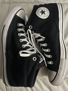 Converse Malden Street Sneakers